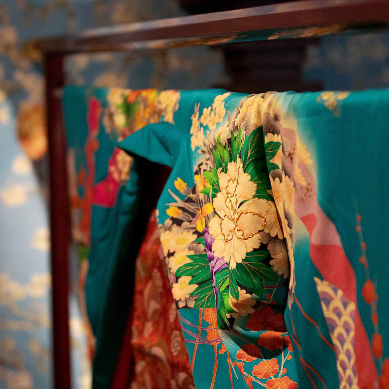 つくば市研究学園から徒歩2分の新感覚ニューハーフバー「とんちんかん 離れ」