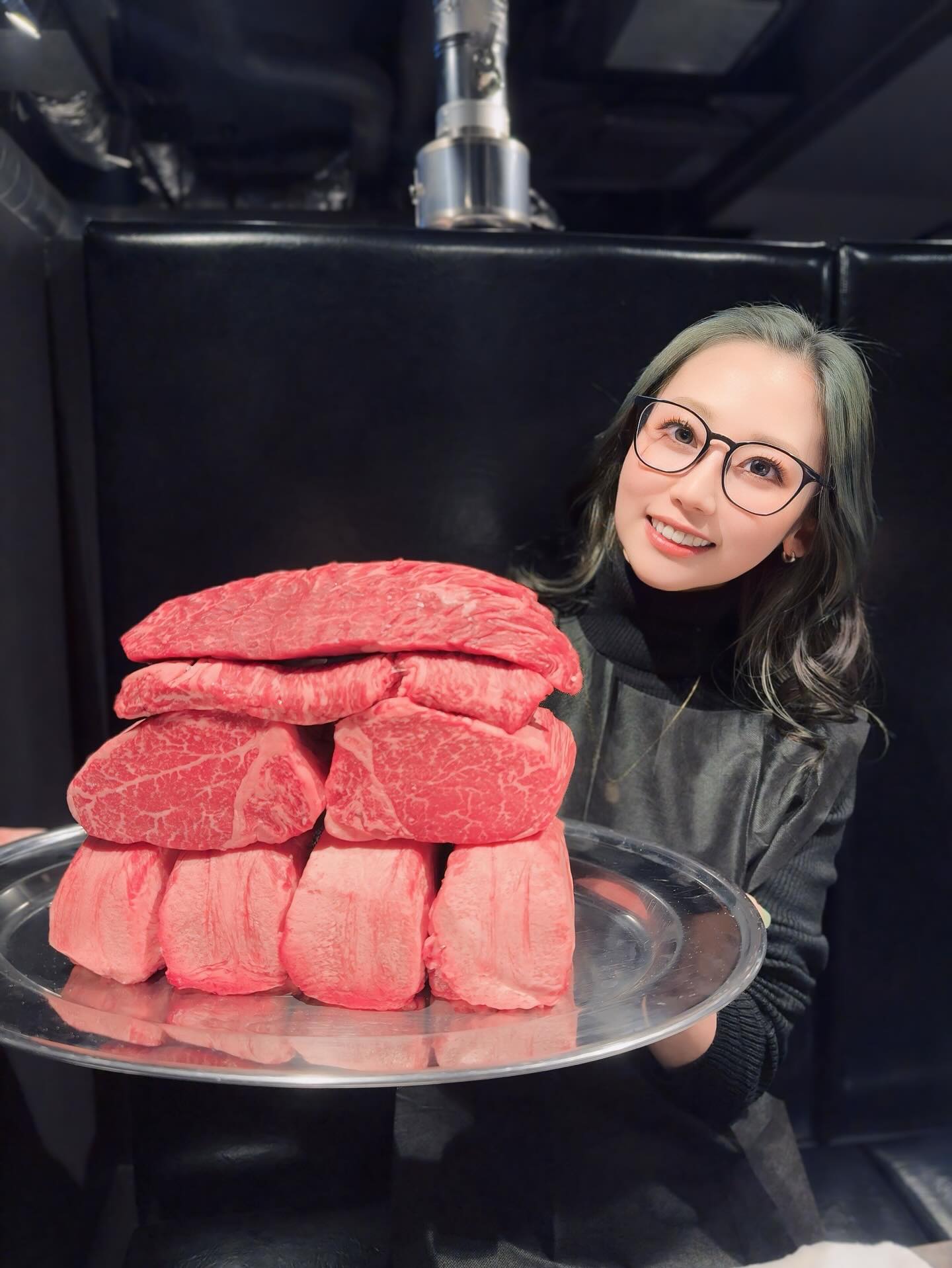 お肉ぅ🍖page-visual お肉ぅ🍖ビジュアル